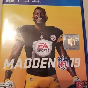 Used good condition ps4 Madden 2019